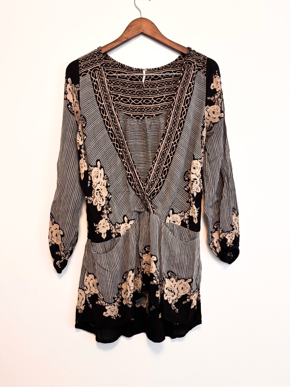 free people RARE long sleeve boho dress with front pockets